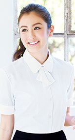 RB4536 BONMAX/リサール おしゃれクレリックでクリーンな印象 半袖ブラウス 36-RB4536
