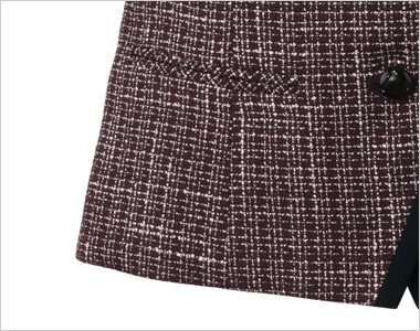 シンプルに収納できる両脇ポケット