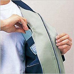 左胸内ポケット
