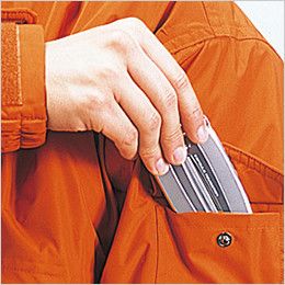 自重堂 48233 シンサレート防水防寒コート(フード付き・取り外し可能) 機能ポケット