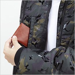 自重堂JAWIN 58700 カモフラ防寒ジャンパー 内ポケット